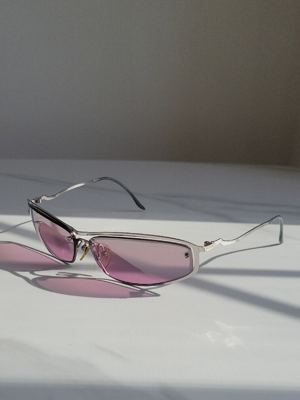 Vintage Moschino Sunglasses M3159-S Silver Thin Frame With Purple Lenses